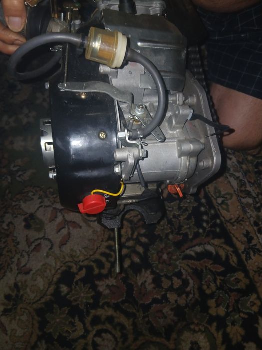 Motor in 4 timpi  pt bicicleta