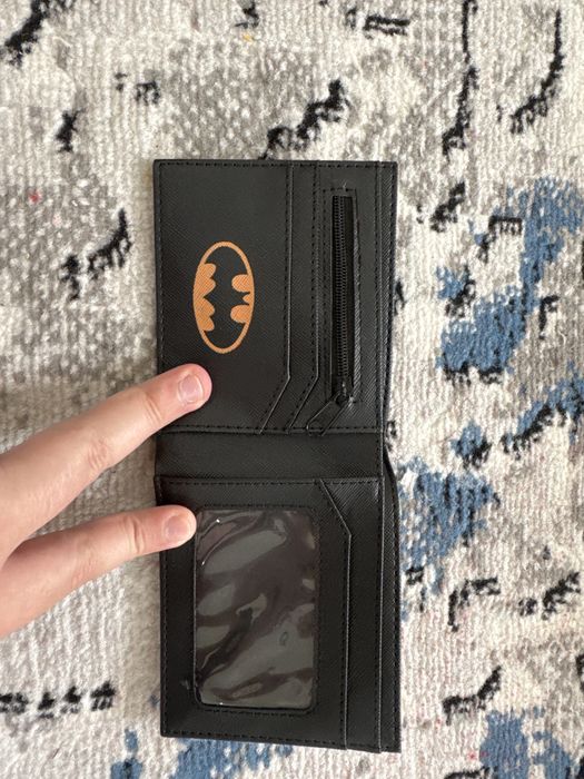 Кошелёк Batman DC — стильный, компактный, с отделениями