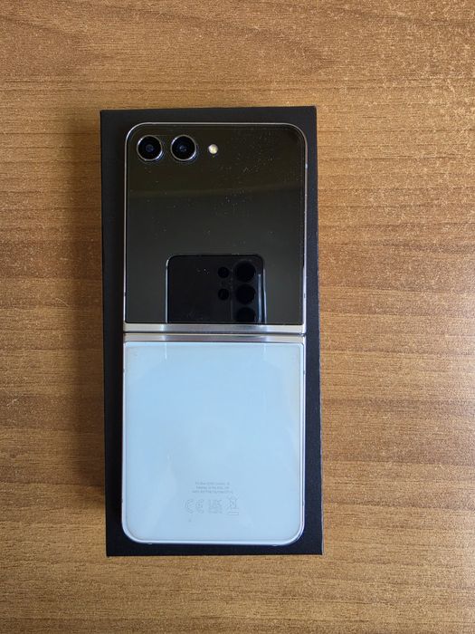 Samsung Galaxy Z Flip5 5G 512GB