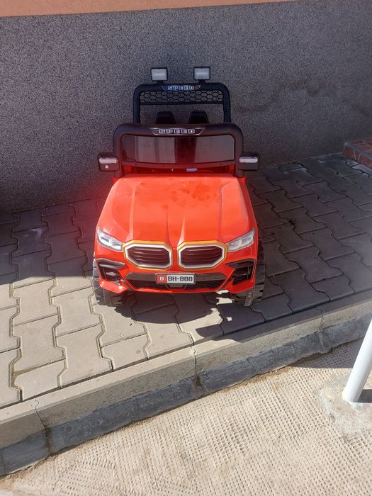 Vând mașină copii
