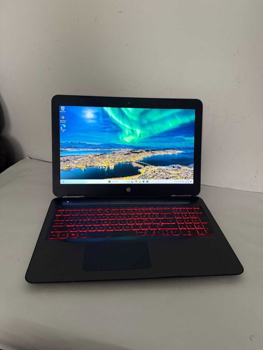 GAMING Hp Omen Gaming• Procesor i7-7700HQ• 12gb ddr4• GTX 1050 4Gb