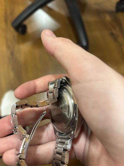 часовник rolex!!