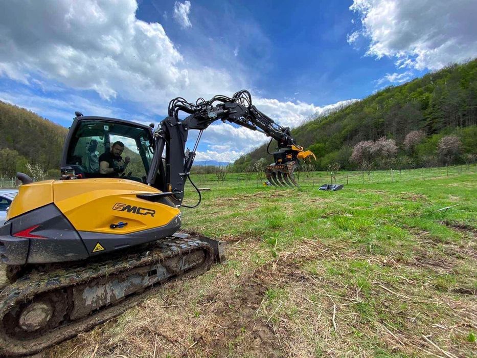 Почистване на имоти с верижен багер