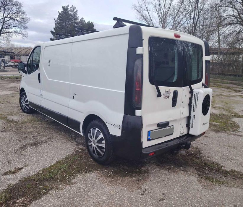 Opel vivaro 1.9 дизел макси база