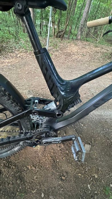 Bicicleta DownHill Canyon Sender CF 9.0, Cadru Marimea XL, CA NOUA !!!