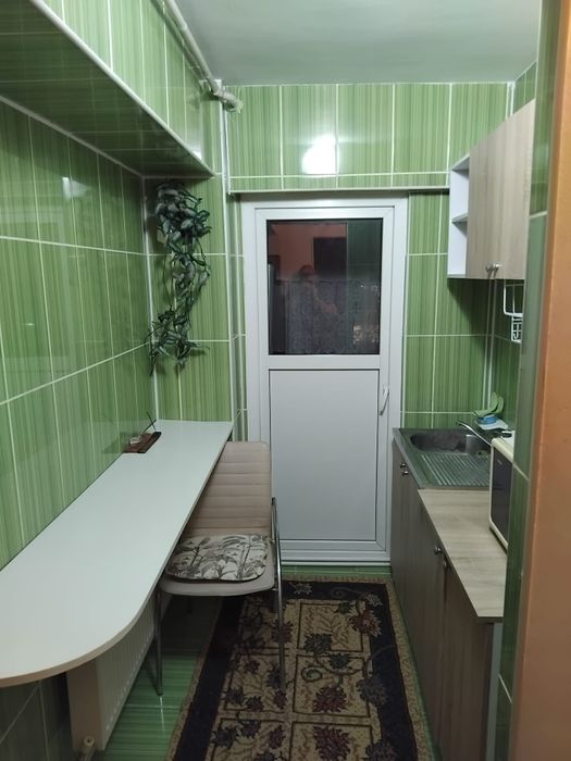 De închiriat garsonieră