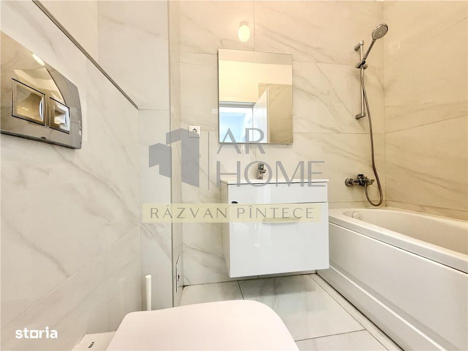 Apartament 2 camere de lux, parcare, zona Vest Ploiesti