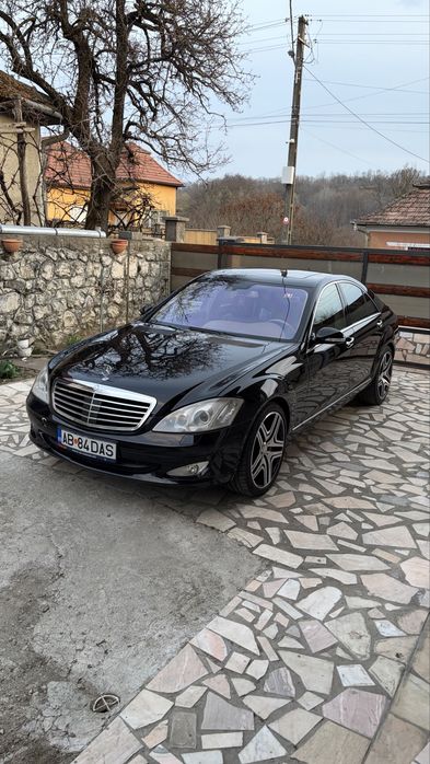 Mercedes S class w221