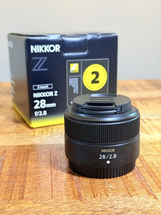 Vând Obiectiv Nikon Nikkor Z 28mm f/2.8 – Stare Excelentă