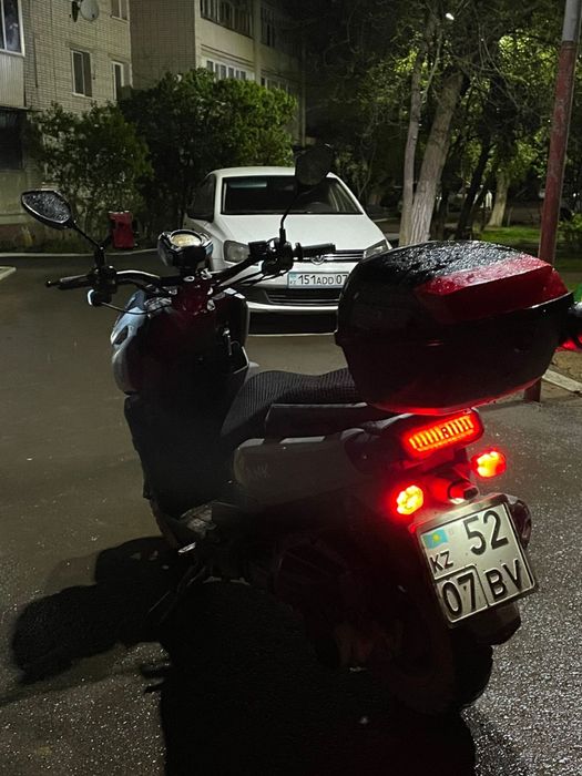 Tank скутер 150 кубов