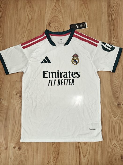 Tricou Real Madrid Acasă / Ediție Specială - Nou cu Etichetă - Mărimea M