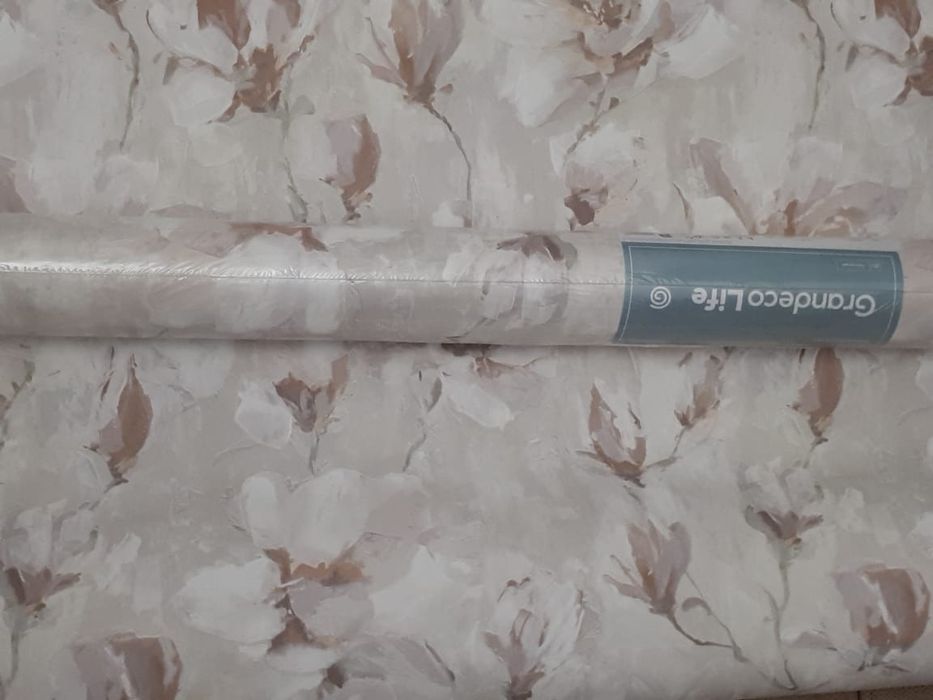 О б о и флизилиновые.