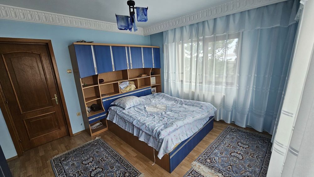 Casa familialā cu teren generos. Ploiesti cartier Albert