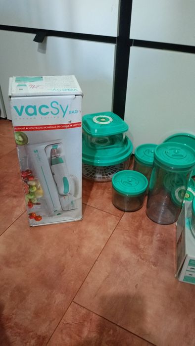 Vase vacsy și pompa