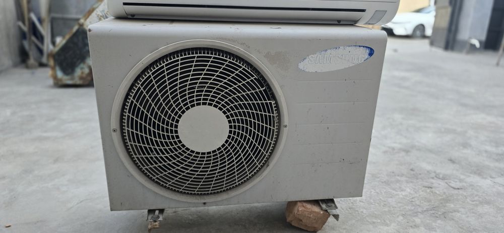 Продам кондиционер Samsung AQ18CAX (18 BTU)