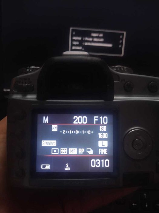 Sony Alpha A100 / обмен