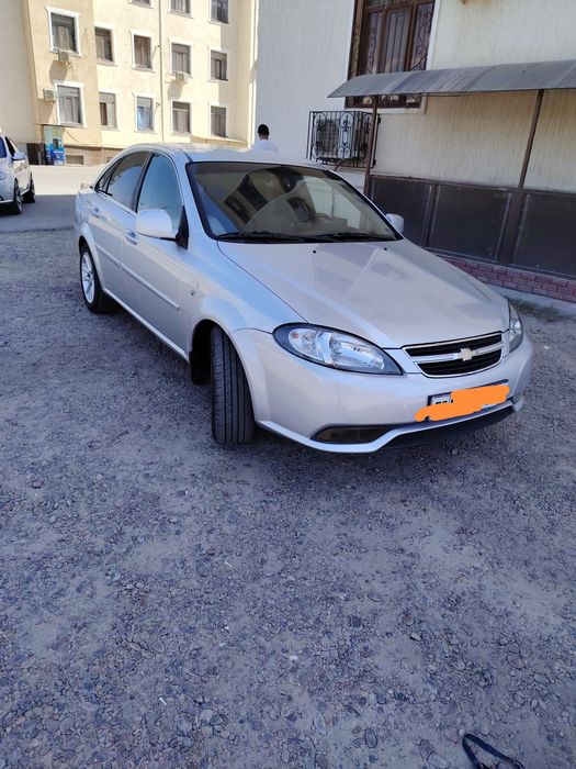 Laseti tezda sotladi