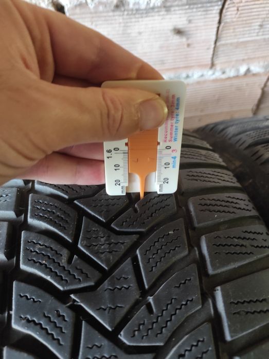 215/55/17 Dunlop