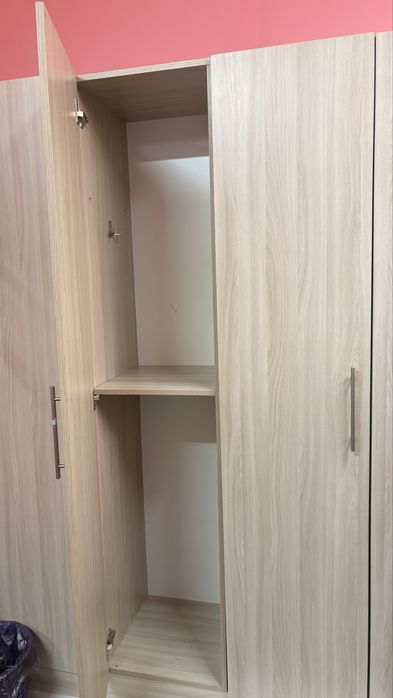 Срочно продается шкафы в раздевалку