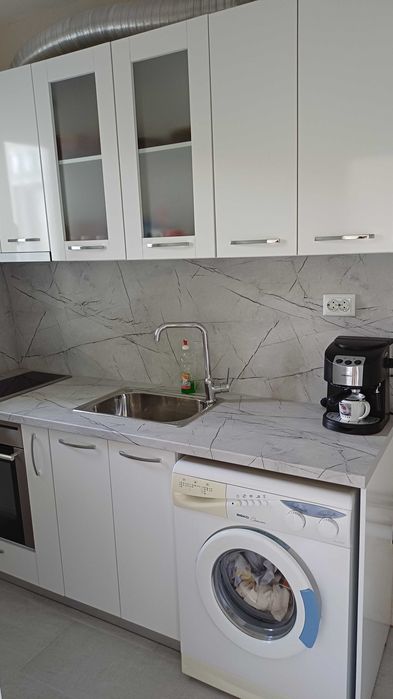 Дава се под наем Двустаен апартамент в Стара Загора, Три чучура - север - 47 кв.м за 255 € - Снимка #1