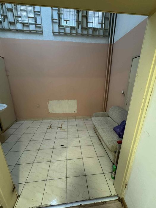 Дава се под наем Магазин в София, Център - 55 кв.м за 598.23 € - Снимка #8