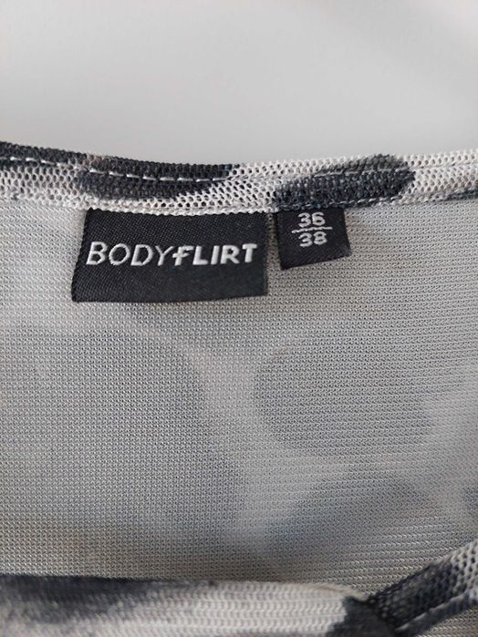 Нова рокля  размер  36-38