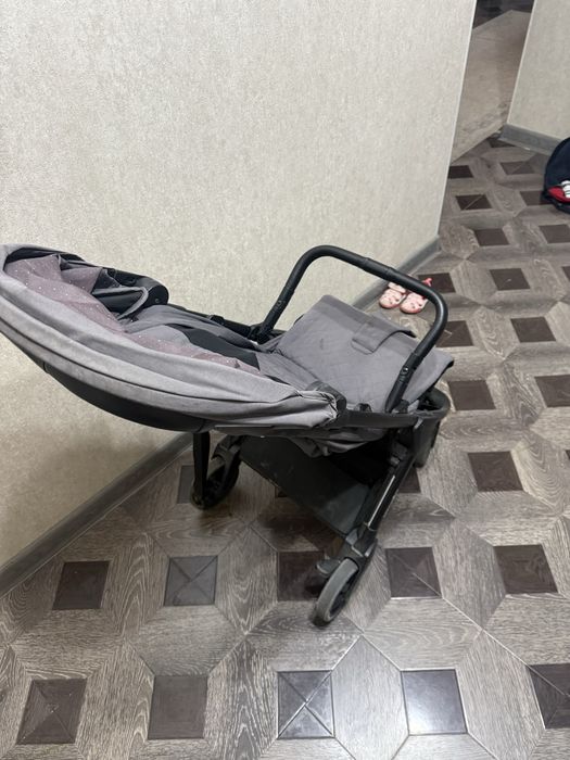 Продам детскую коляску,easywalker