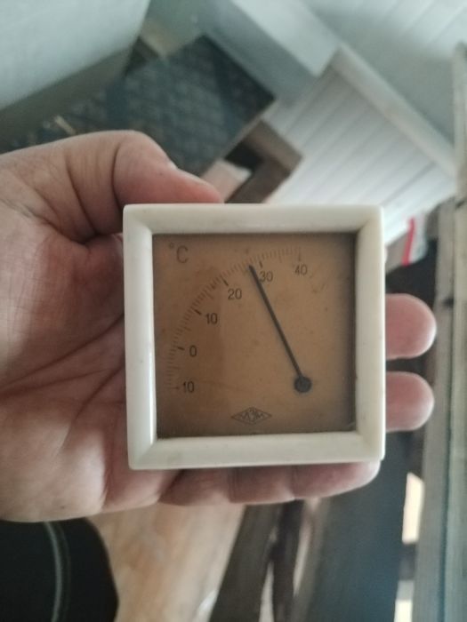 Стар руски термометър.