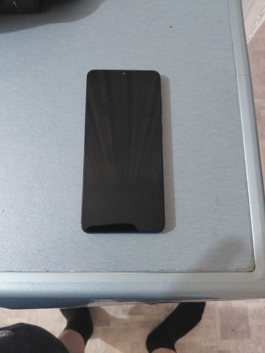 Продам телефон Samsung Galaxy A31   4+4/64GB
