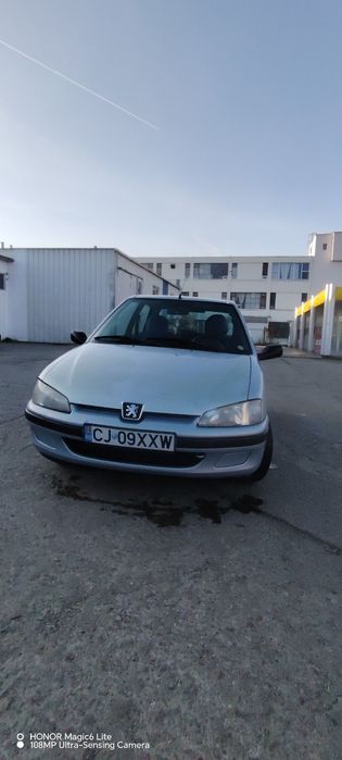 Vând Peugeot 1.1 benzina consum foarte mic excelent pentru naveta ieft