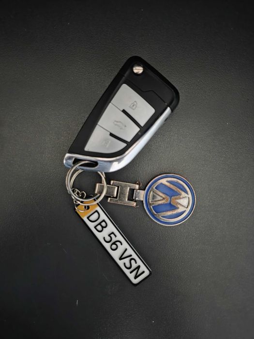Breloc Auto Spinner Custom3D – Emblema Mărcii Tale Preferate