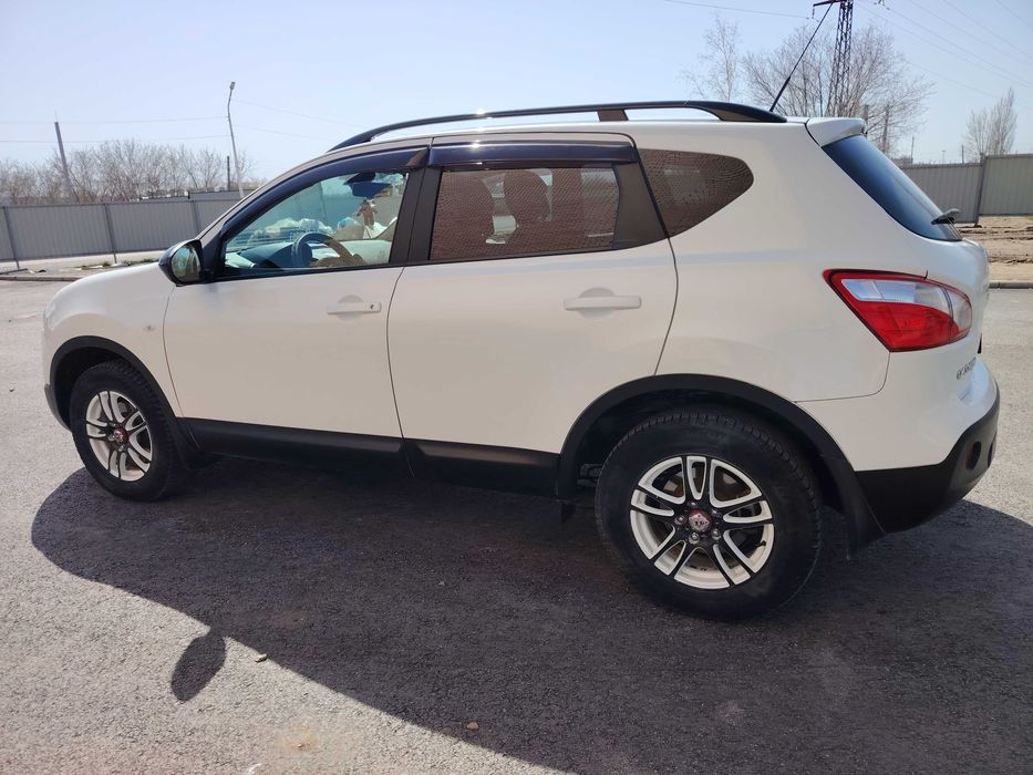 Nissan Qashqai 2013 г.