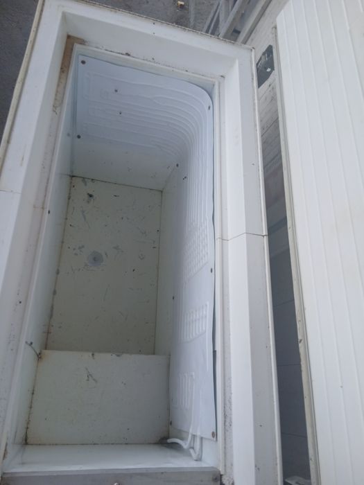 Продам морозильник не рабочий