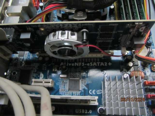 Настолен компютър - 164 GB хард диск