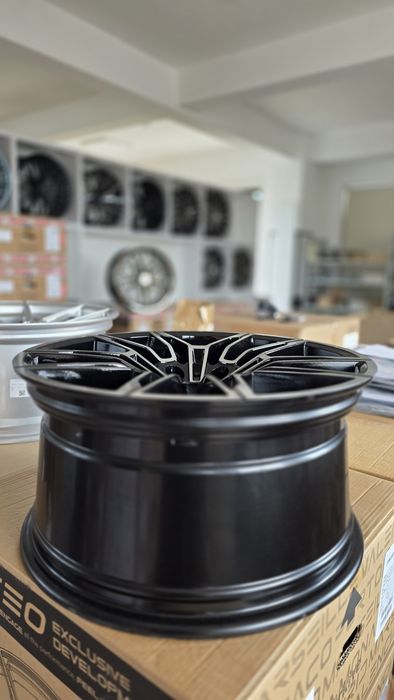 Jante EMR Wheels R18 Noi BMW Design M Seria 1 2 3 4 5 6 7 E46 E90 E91 E92 E93 F20 F21 F22 F23 F30 F31 F32 F33 F34 F36 E60 E61 F10 F11 X1 X3 X4 Z4