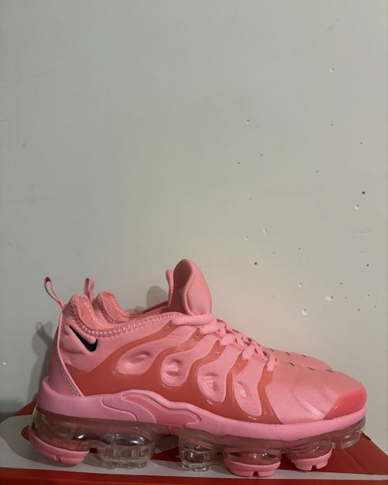 Nike Air VaporMax Plus Pink (Bubblegum/Hot Pink)- 37.5,40
