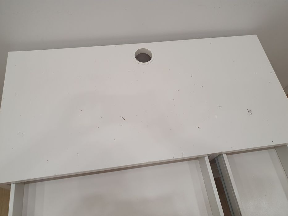 Продам стол письменный IKEA Микке