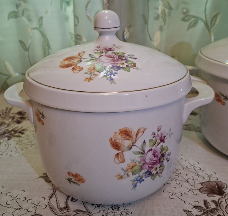 Супницы, цена за 2 штуки