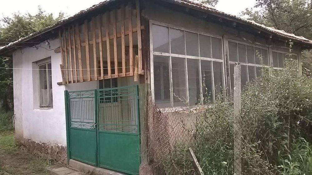 Продава се Къща в Монтана, Идеален център - 80 кв.м за 160 €/кв.м - Снимка #1