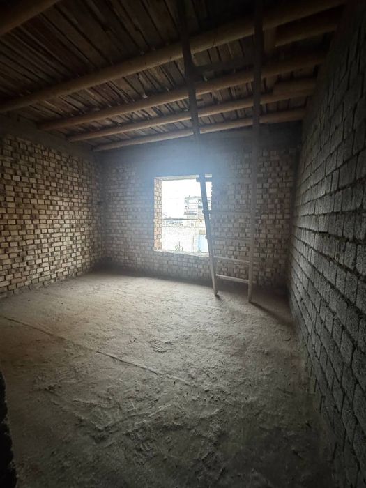 Срочно продаётся 2х-этажный дом