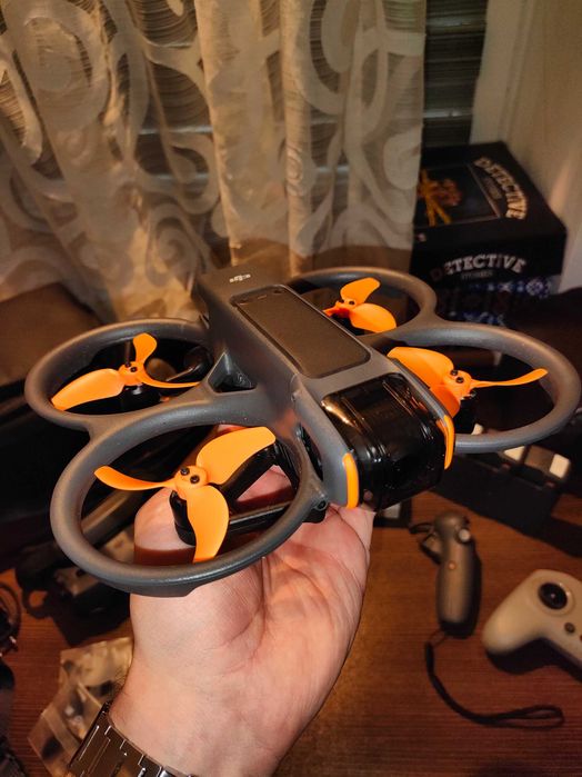 DJI Avata 2 fly more combo + RC controller 3