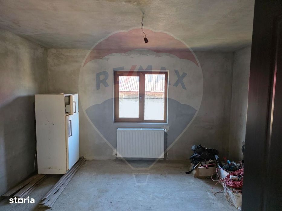 De vanzare casa solida cu teren generos si acces facil Lespezi Bacau