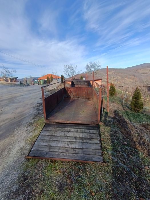 Голямо ремарке без регистрация