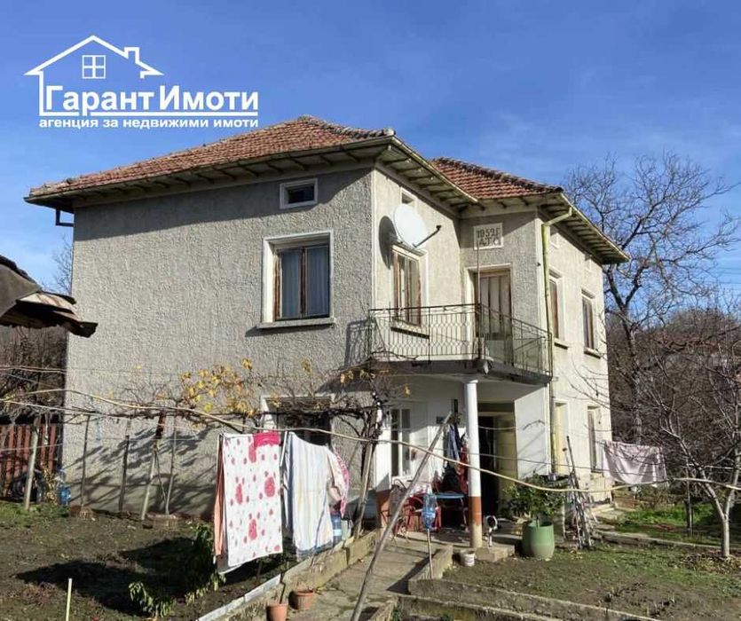 Продава къща - с. Ловнидол, общ. Севлиево