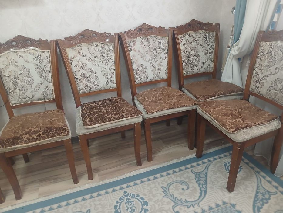 Стулья в гостиную