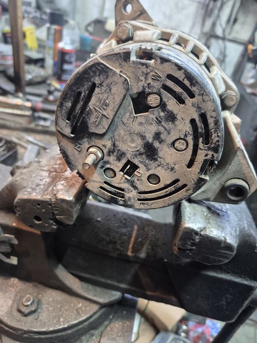 Продам генератор и стартер на Газель