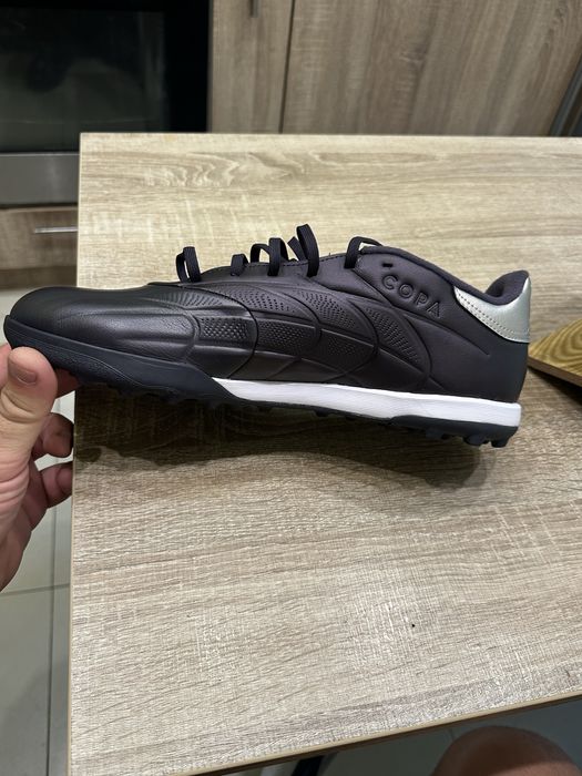 Футболни маратонки adidas