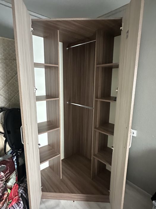 Продам Шкаф  Б/у . В хорошим состояние