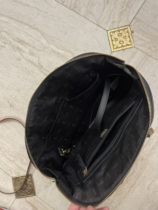 Две сумки Michael Kors, Caprisa