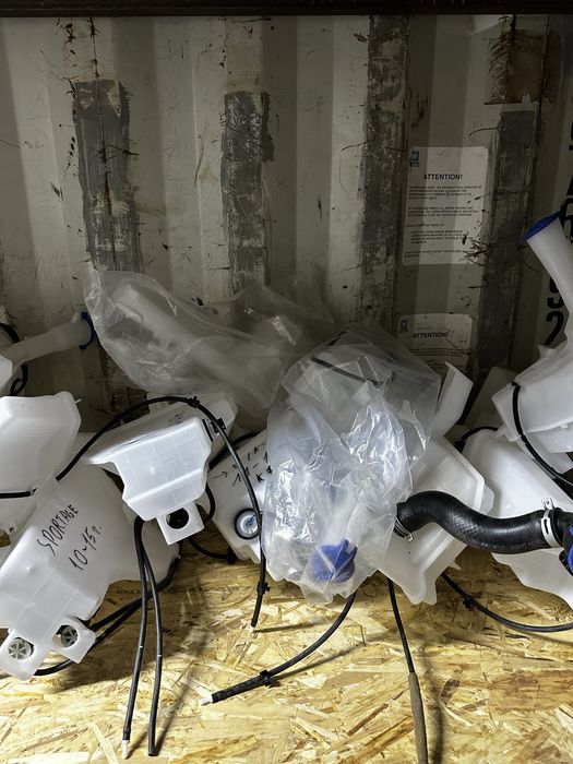 Бочок омывателя Хендай Киа